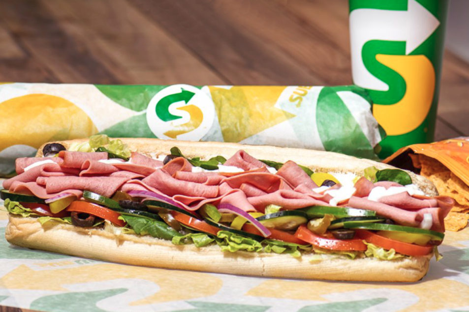 subway sandwiches logo