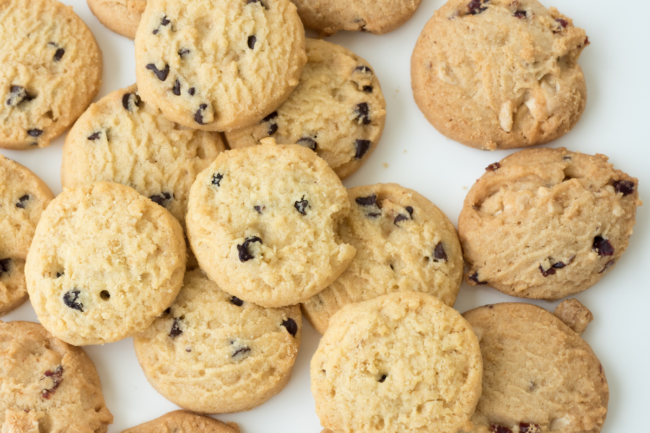 Baking cookies