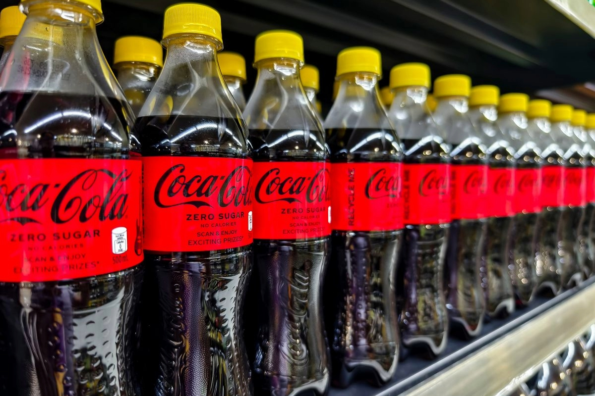 Coca-Cola revenue, volume rise in fiscal year